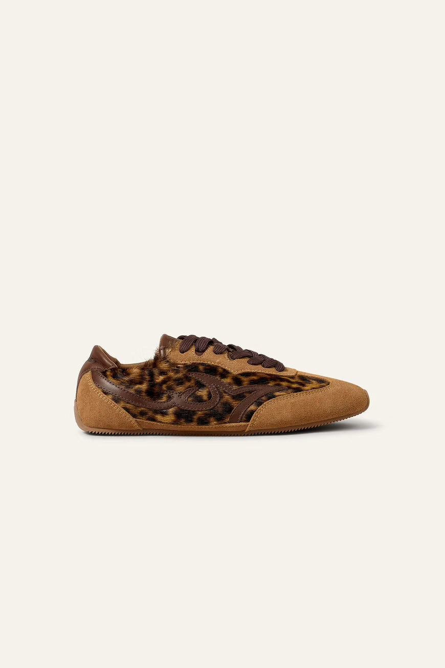 Sapatilhas em pele e estampado leopardo