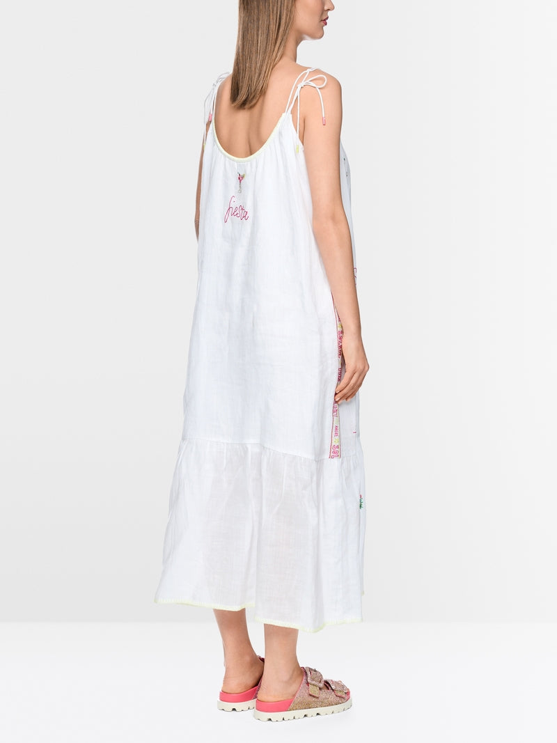 Vestido em rami com bordados