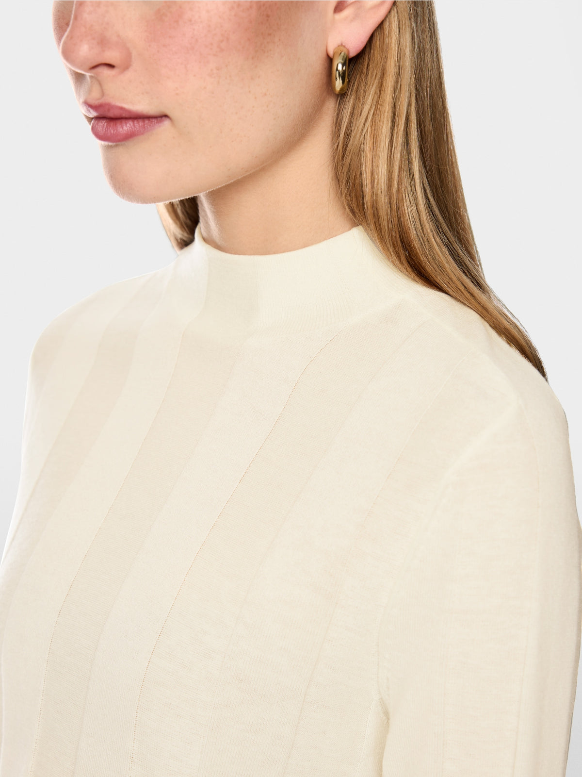 Camisola com meia gola