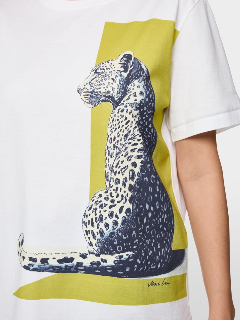 T-shirt em algodão com leopardo