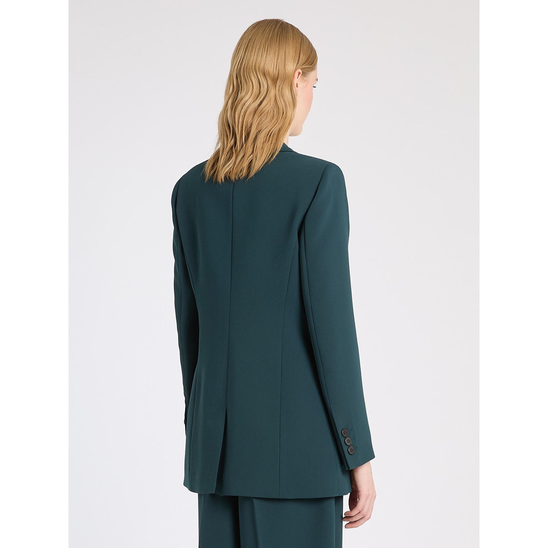 Blazer em crepe acetinado