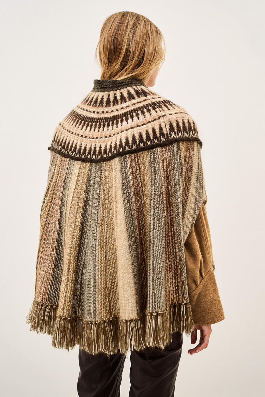 Capa oversized de malha