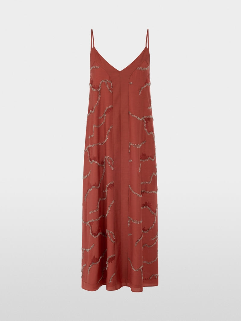 Vestido com pequenas pérolas