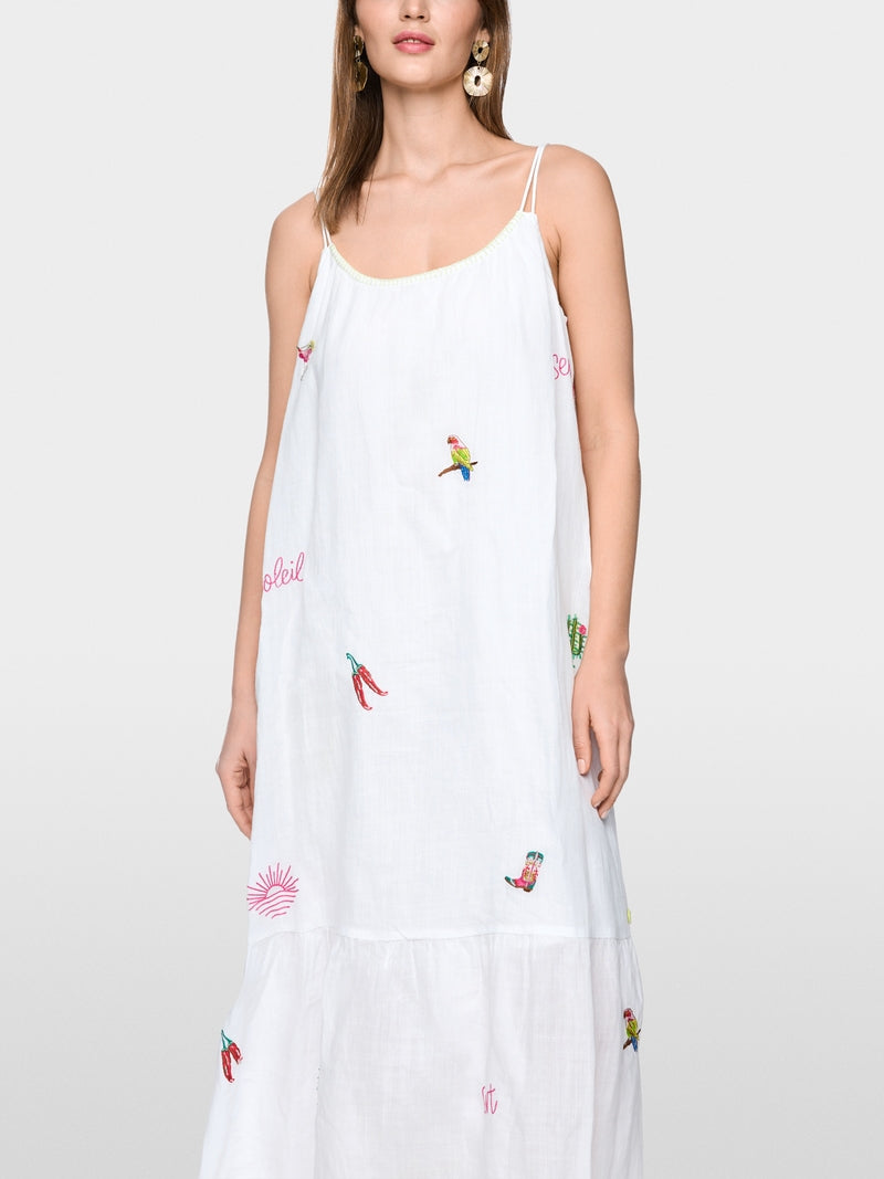 Vestido em rami com bordados