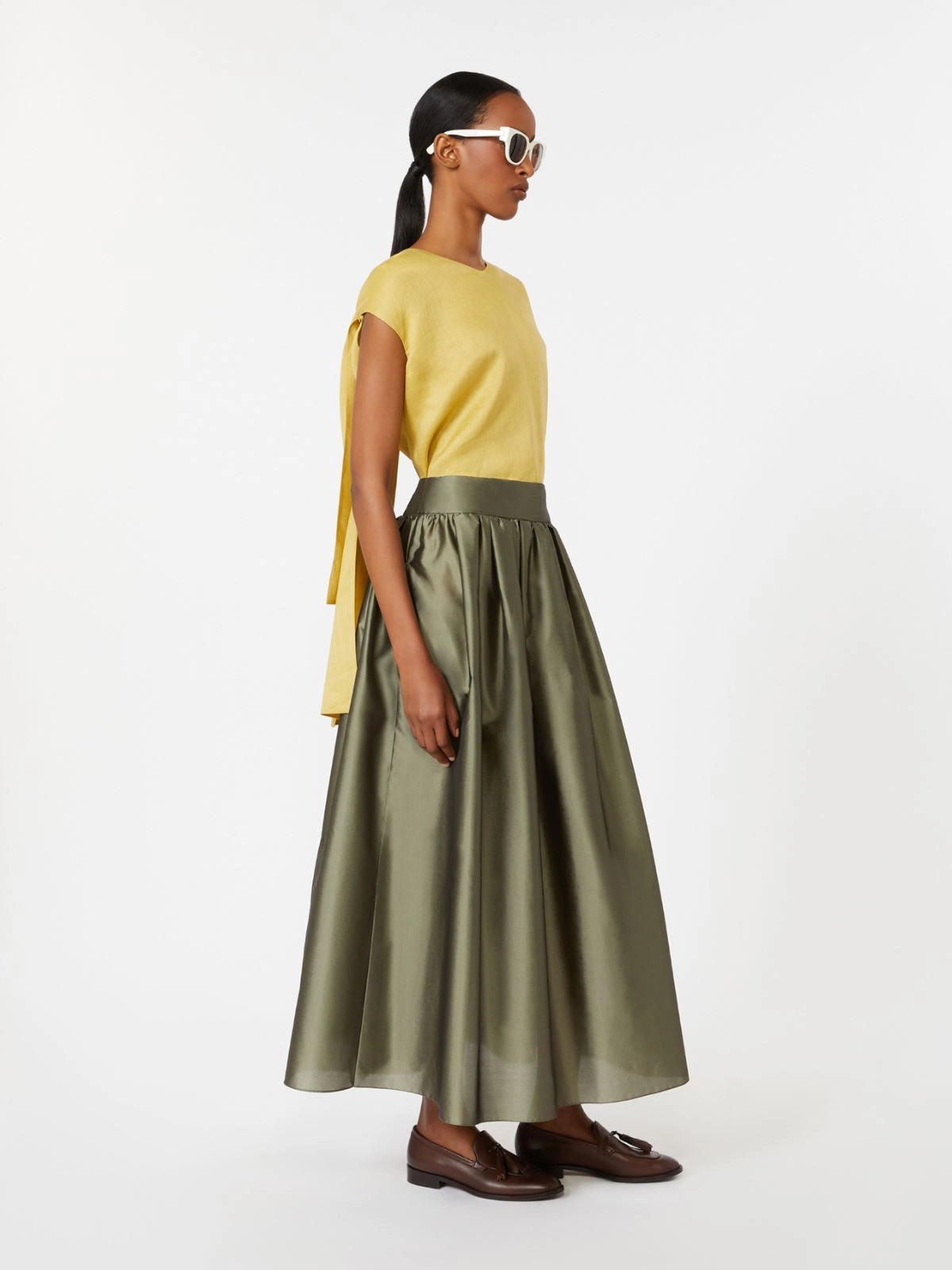 OLIVE GREEN