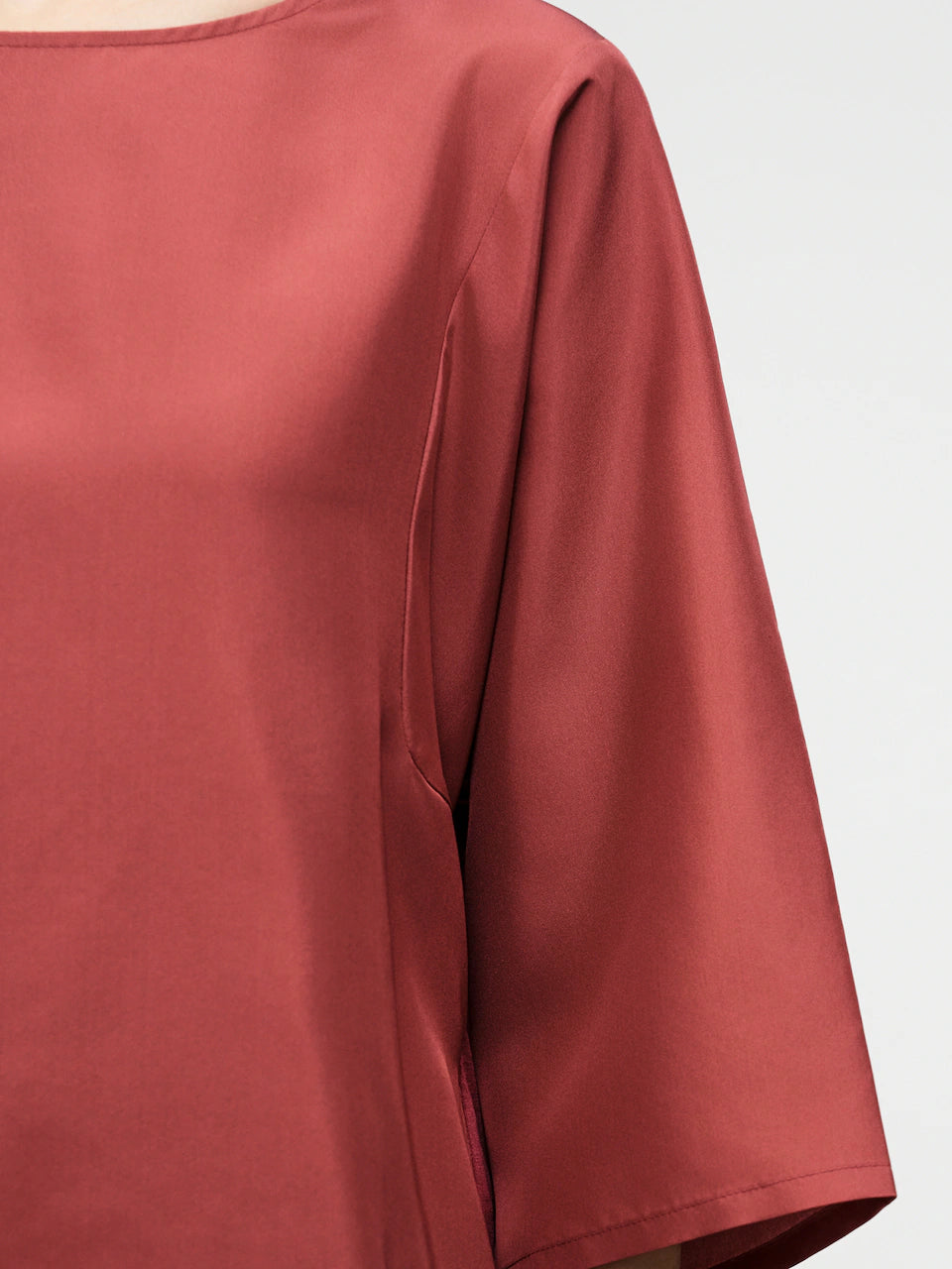 Blusa em seda e malha