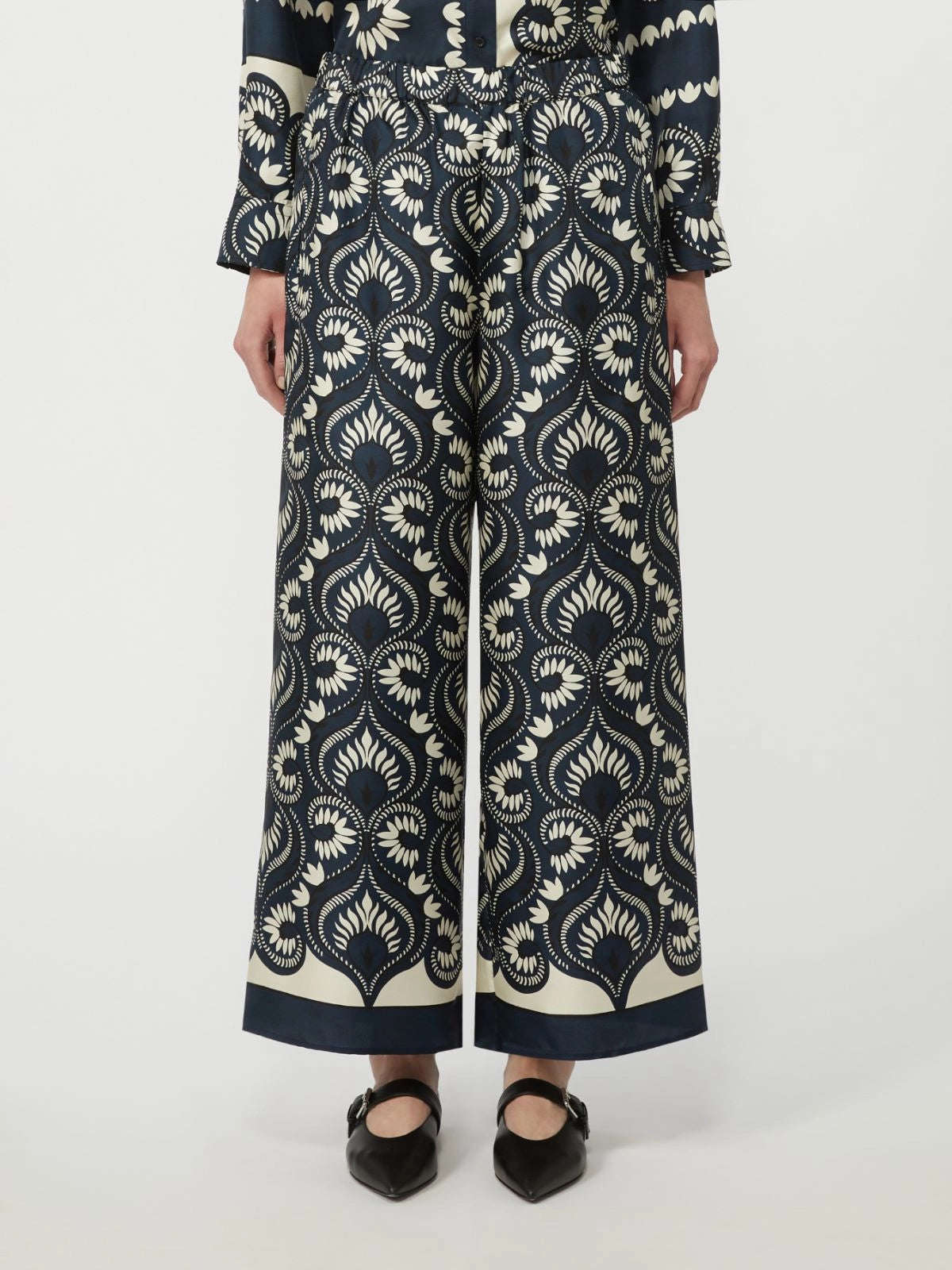 Pantalon en soie à jambes larges